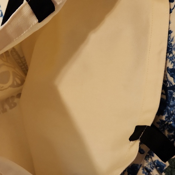 FINAL PRICE NWT Pac Sun Coney Island Picnic Transform and Destroy Tote - Picture 4 of 7